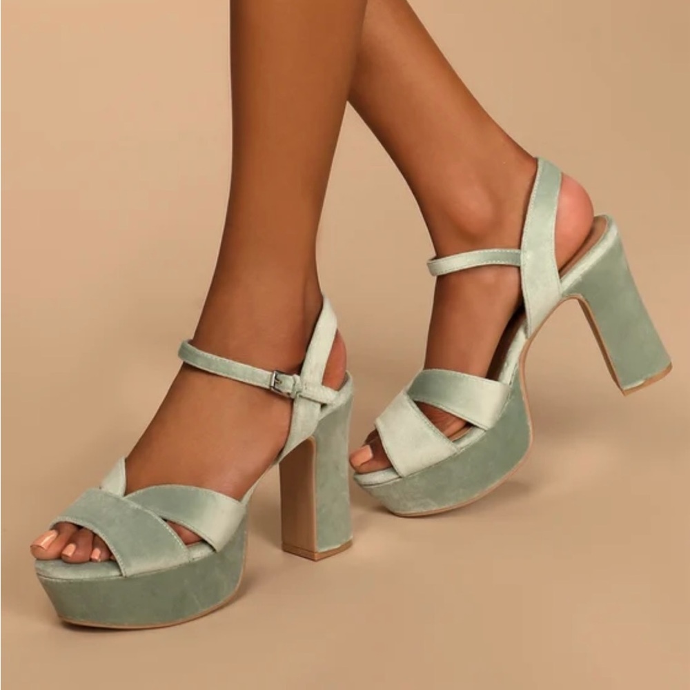 Chinese Laundry Daydreamer Mint Velvet Platform Heels
